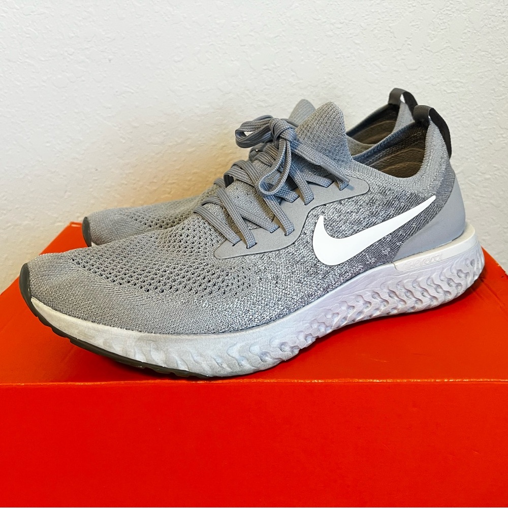 Nike Epic React Flyknit Wolf Grey Men’s Size 11.5